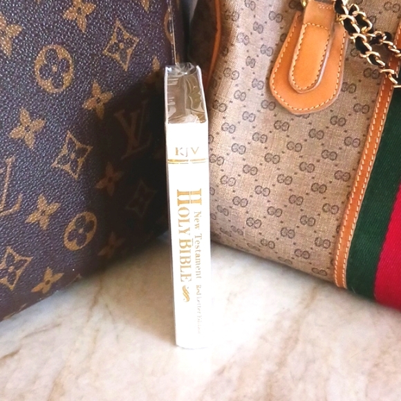 BIBLE mini Little Purse KJV WHITE w GOLD Leaf - Picture 3 of 5